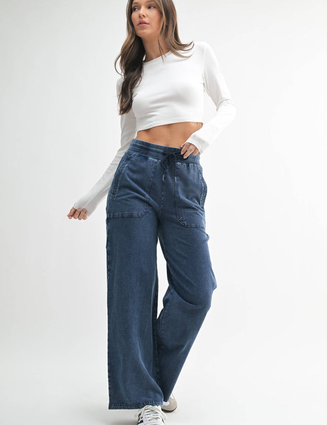 Micro-Ribbed Long-Sleeved Cropped Top