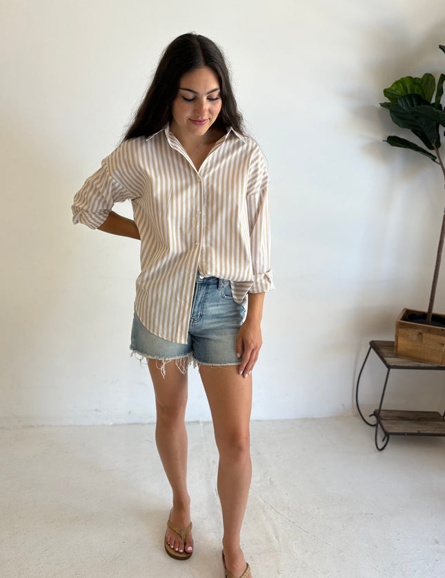 Pippa Lightweight button down top